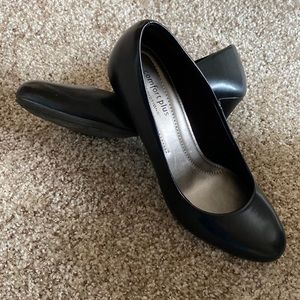 New black heels